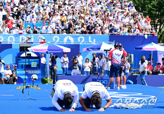  Archery 男's individual top, three-time winner Kim Woo-jin 'Right after the shoot-off, the winning intuition. Astigmatism was not a major obstacle'