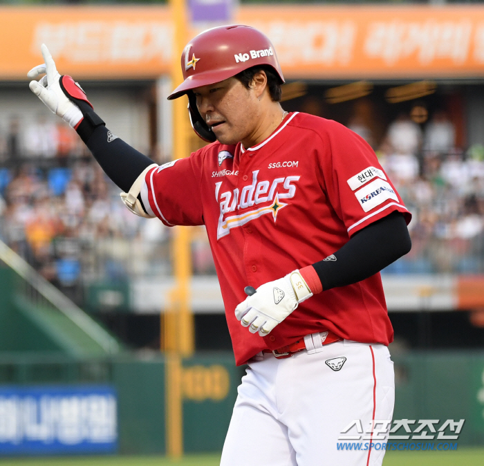 'Starting baseball will be made' 9 wins in the corner  Lee Jae-hyun's net four Samsung, 8-3 SSG sweep and 4 consecutive wins. I got rid of the second-place LG 