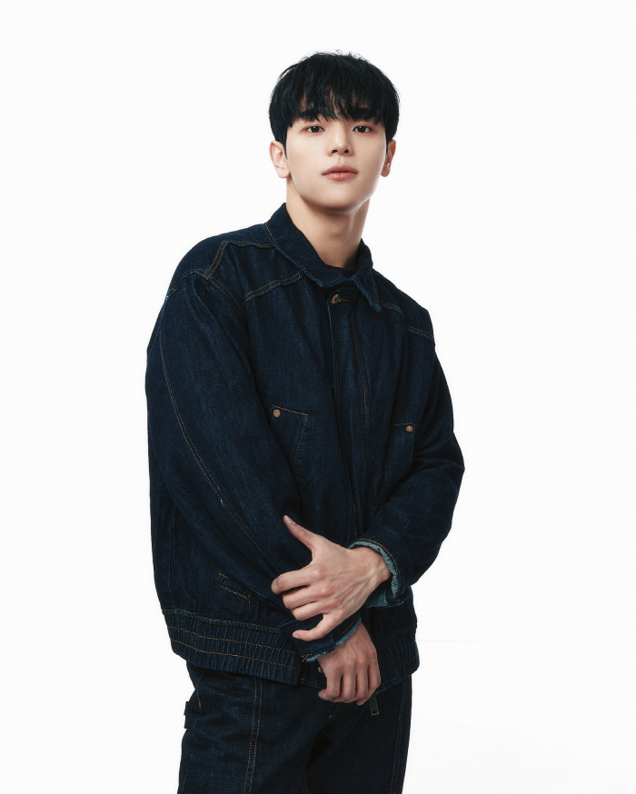 '3rd Anniversary of Solo Debut'Kim Woo-jin