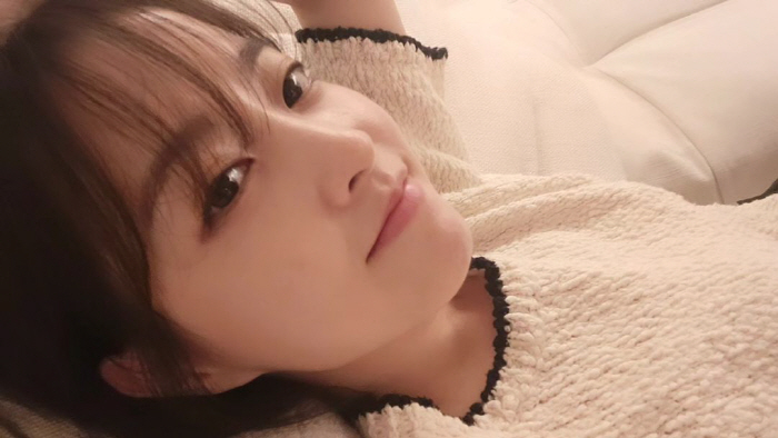 Park Bo-young, 34 years old. Is this for real? Showed off in a super close-up selfie 'Beautiful for the best time ever'