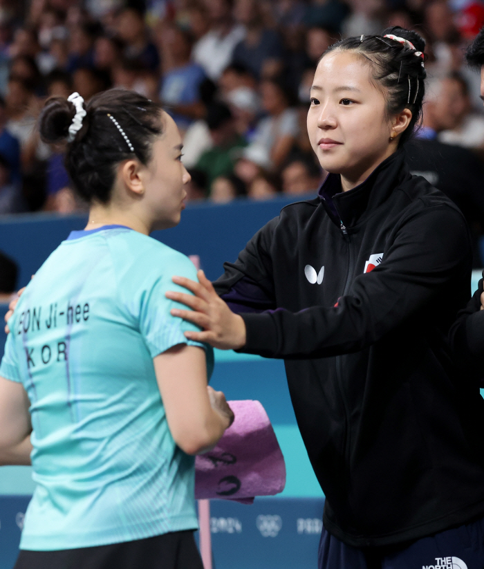 'Exhausted Shin Yu-bin, Precious Sisters'' Korean table tennis wins 3-1 over Brazil! advance to the quarterfinals 