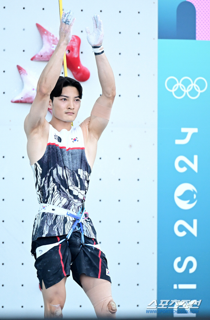 'Disappointed at the threshold of the quarterfinals' Sports Climbing Speed Shin Eun-chul Ends His First Olympics