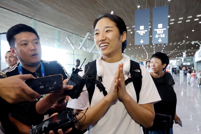 'Ahn Se-young Song Byeol-sik'Jang Jae-geun, President of the Athletes' Village'Please tell us exactly what you need to improve through a press conference'