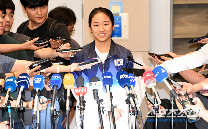 Badminton Association issued an explanation of Ahn Se-young's remarks in a long statement 'We will find a smooth solution.'