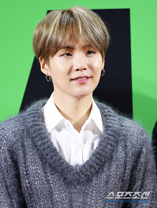 BTS Suga apologizes for drunk driving on an electric kickboard 'Relaxed thoughts because it's close proximity' 