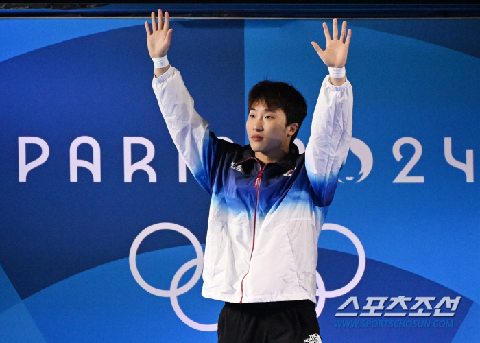 'Oriental Tattoo'Woo Ha-ram's first Olympic medal is seen in 男Ibing 3m springboard 9th place to the final round!