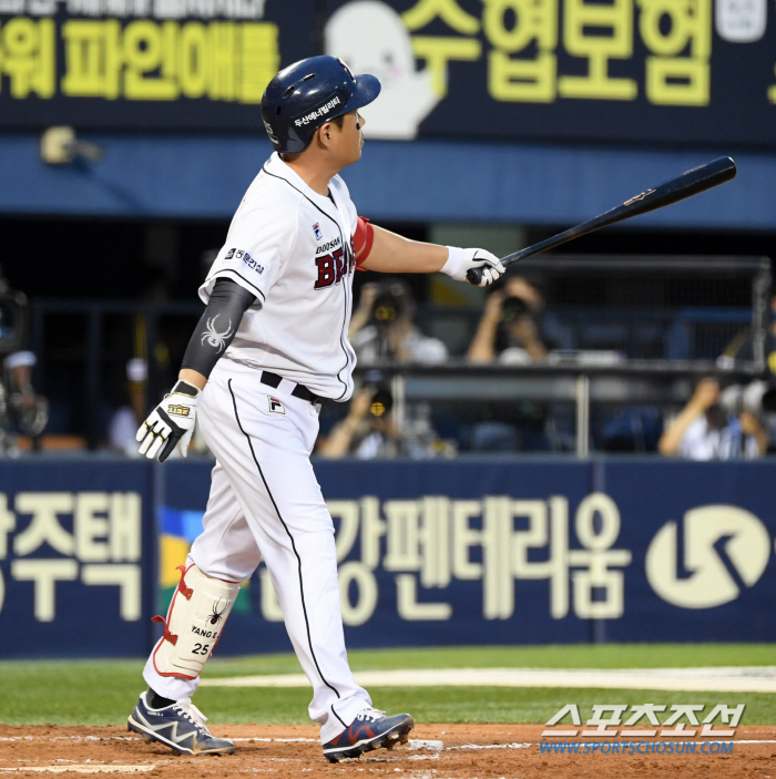 This is a shot of 15.2 billion hitters. A three-run shot from behind the 175-kilometer missile. The flow is to Doosan