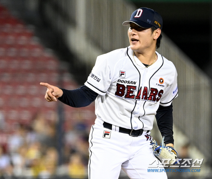 'Timing is too late.' Lee Seung-yeop's cool-headed judgment with a four-point lead and one out in the fifth inning. 'Team win over A.C.E.'