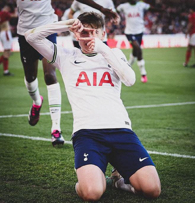 Yang Min-hyuk's top competitor, Tottenham's greatest talent...First Pro Contract Agreement, Official Soon