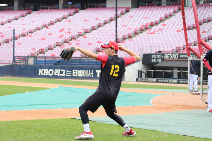 KIA, 'Second Daughter maternity leave' Instead of Park Chan-ho, 106th rookie shortstop call-up...'I'm strong against SEUNGMIN'