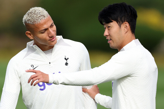 Tottenham, emergency! Can't I collect the transfer fee for my SON partner...'Son Heung-min will stick to you'Hishalisson rejects Saudi offer →'My dream is to join the national team and EPL'