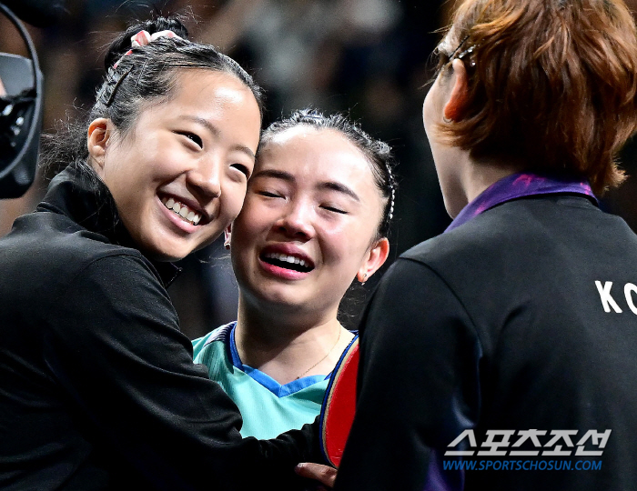 'All I can say is thank you.' 'Thank youJung'Shin Yu-bin, multi 銅 interview was only 'Thank you' 