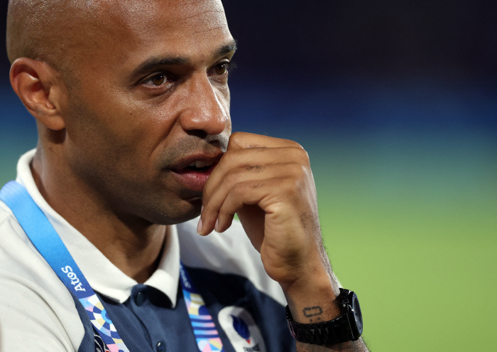 Heartbreaking pain → Thierry Henry holding back tears, 40 years of failure 'It wasn't the way we wanted it to be'