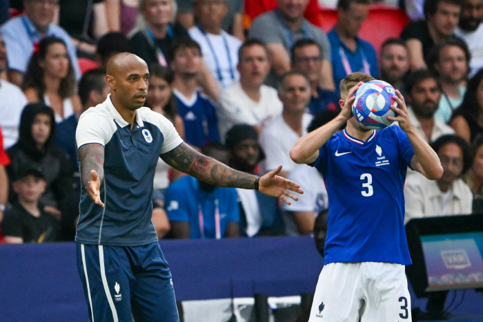 Heartbreaking pain → Thierry Henry holding back tears, 40 years of failure 'It wasn't the way we wanted it to be'