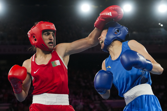  'Others' criticism drove gold medal' Gender Controversy 女 boxing caliphate rages after winning gold medal