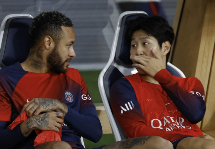 Ronaldo-level salary  Neymar-level transfer fee? 'Son Heung-min-Kim Min-jae Refuses' Lee Kang-in, Saudi temptation hits...'Preparation of the highest salary  super-large transfer fee'