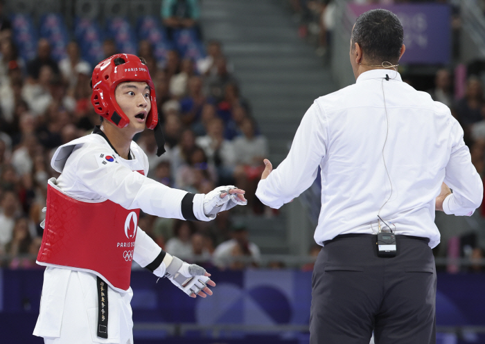 Seo Kun-woo, who wrote a new history in Taekwondo's 80kg class, lost in the bronze medal match 'First Medal Failure'