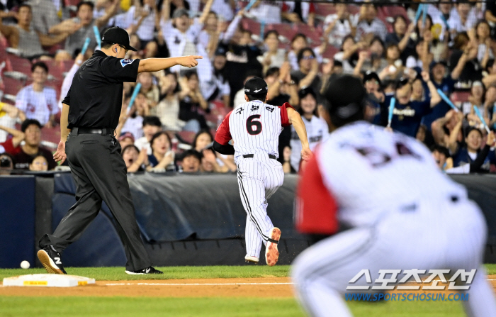 'Crazy' Two runs on errors in the top of the ninth inning → Austin solo shot in the bottom of the ninth inning → Park Dong-won's finishing two-run double. LG won four games in a row, with a 4-3 turnaround. 'Master of Reversing' is back. 