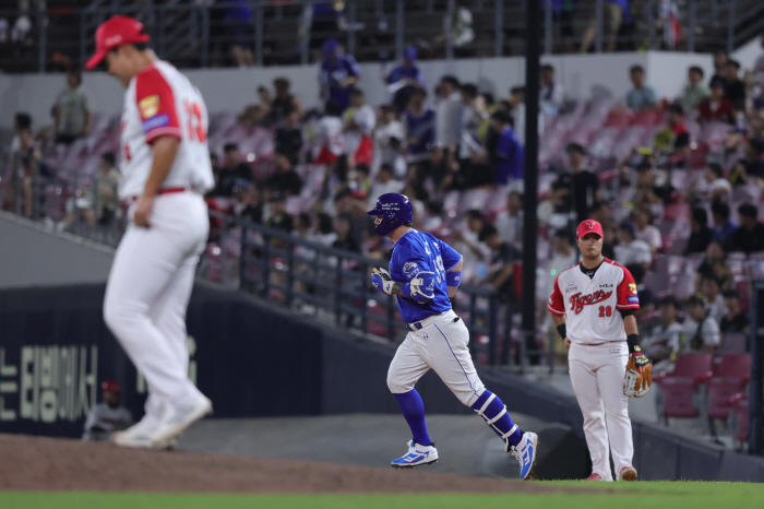 'Change the timing, ask your teammates'Final multi-homer in 739 days, lit up 'Big Bang' KT Jung Jo-joon in Daegu City