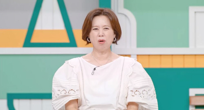 Jung Hwan-hee is forced to be admitted to a mental hospital → Mom immediately lives with a man she met through the new boyfriend chat app ('Going Umpa')