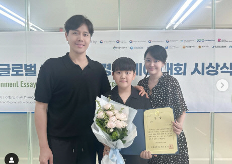 Kim So-hyun ♥ Son Jun-ho, won the Essay Competition after saying 'Seoul National University's goal'0.1% Youngjae's current status'