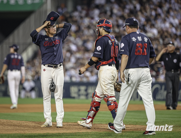 repeated bad luck → Kim Jae-hwan's home run. Master's birthday present failed!Park Se-woong, who failed to fill in the 6th inning, has no victory for 48 days 