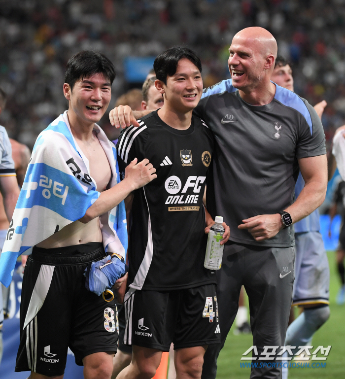 Son Heung-min, Son Heung-min, Yang Min-hyuk's bone-breaking advice 'EPL is not easy, I don't want to hand over my seat easily'