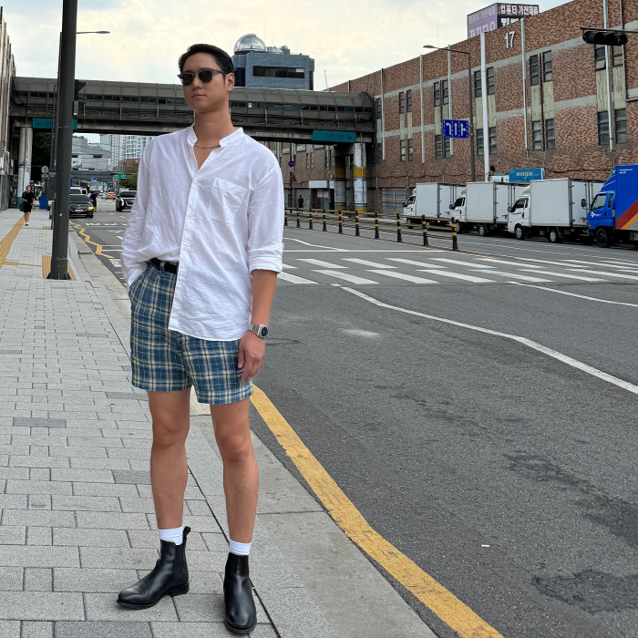 Despite Ko Kyung-pyo and Gong Hyo-jin's comments, 'Black shoes  white socks'...Fashion is about confidence