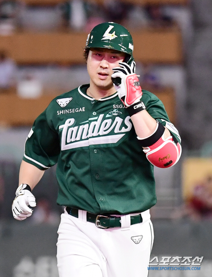 Even the 153km super fastball couldn't stop Choi Jung...30 home runs in 3 years and 30 home runs have been restored 