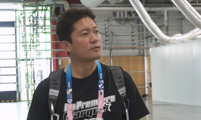 Kim Dae-ho, who went to Paris, sees 'Nahonsan', a tall novice caster, sweating in a relay rehearsal