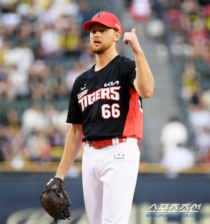 Four innings of loss crisis → reversal → 108 pitches bang! KIA Lauer gives 1 run in 5 innings against LG 'First win challenge'