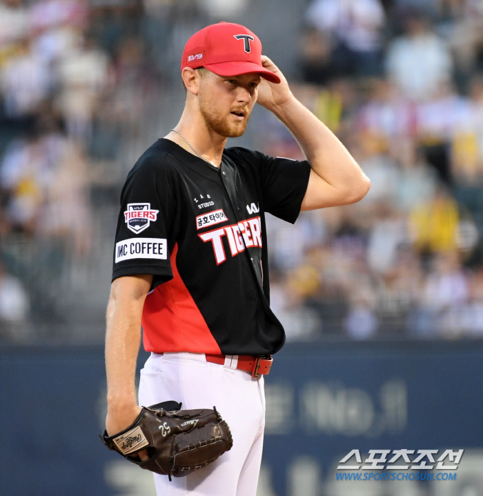 Four innings of loss crisis → reversal → 108 pitches bang! KIA Lauer gives 1 run in 5 innings against LG 'First win challenge'