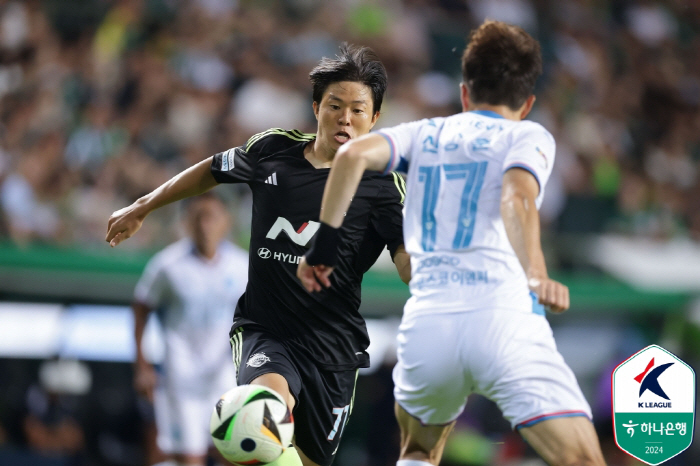 Kwon Chang-hoon 'Crazy Theater Goal Before Debut' Kwon Chang-hoon Proves Why Jeonbuk recruited him in one game 'Fighted 10 People' Pohang 2-1