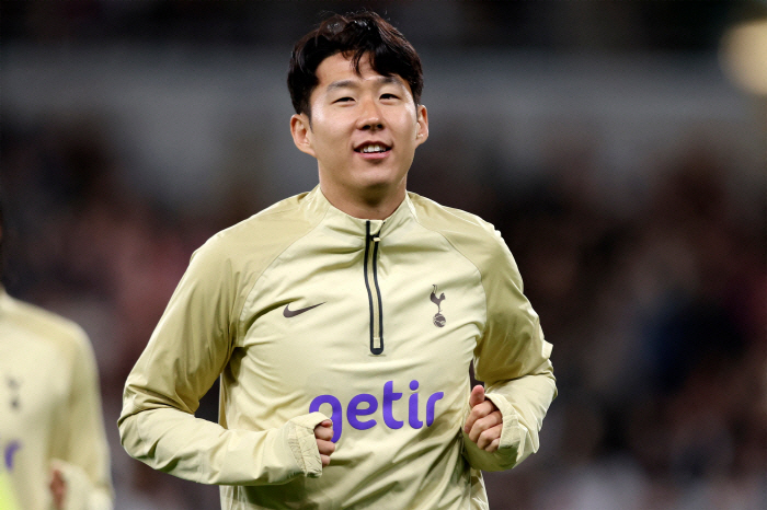 Son Heung-min, the best No.7 in Tottenham's history...But no tag → SON's answer?