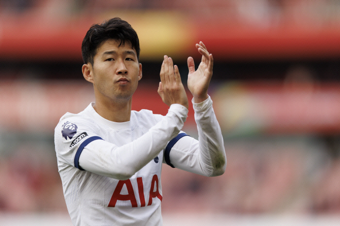 Son Heung-min, the best No.7 in Tottenham's history...But no tag → SON's answer?