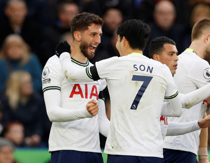 Son Heung-min, why he can't smile even though Tottenham's best '7''There's no winning'