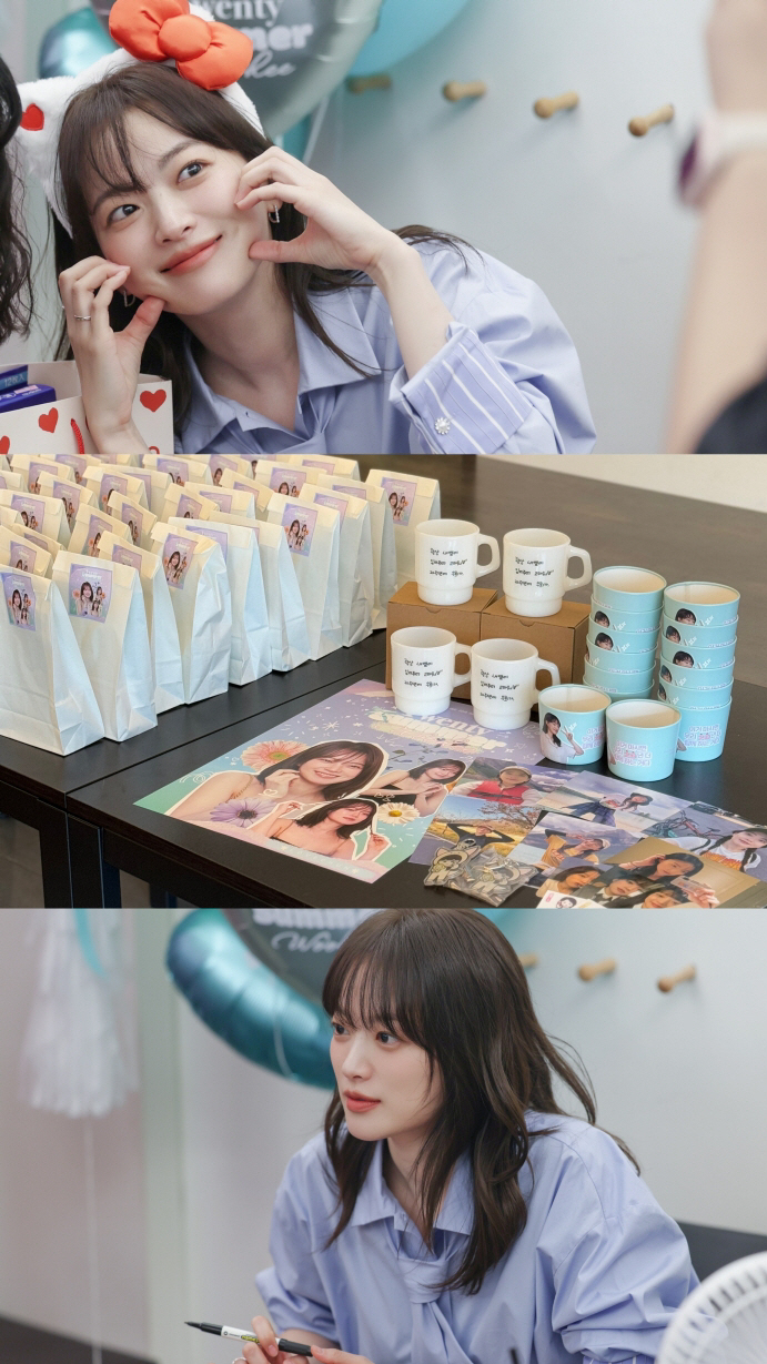 ''20th Anniversary of Debut' Chun Woo-hee, Fan ♥' is also the best..Fan signing event → I paid for drinks