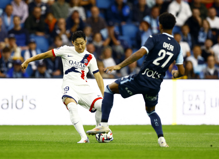 'Mbappe's successor, Race, is in the lead!'...'PSG Prince'Lee Kang-in scored one goal for the opening game  showed great performance → even selected the best 11 in Ligue 1