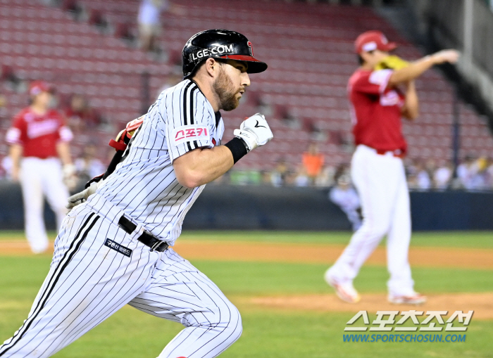 Two RBIs from behind... As the club's first RBI king. 'Good son and foreigners' still haven't given up the first place.'