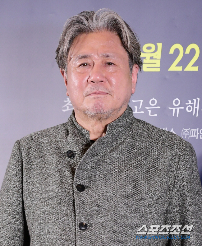 'Choi Min-sik, have you ever donated to the theater?'The KAIST professor's remarks on the ticket price point 