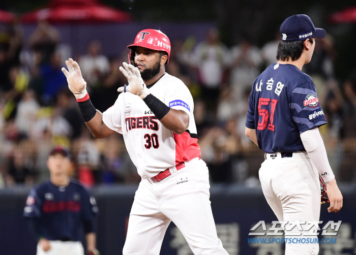 'Even the sky is indifferent... Kia's Hwang Dong-ha won five games in the season (Gwangju site) because of Typhoon Jongdari