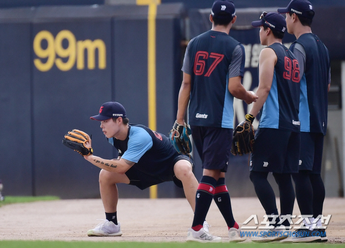 'A batting average of 0.375 in August' Ma Hwang Sung-bin changes his lineup 急 → Excluded from starting. The reason is... 