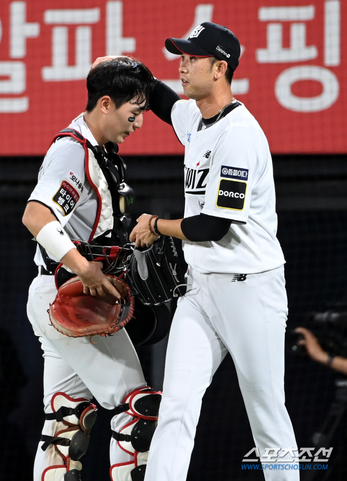 Kim Min-soo and Benjamin, who responded to Cho Dae-hyun's fierce fighting spirit with good pitching, were just amazed