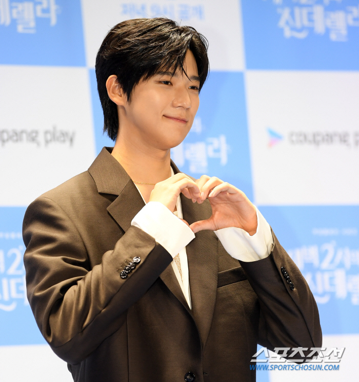  Moon Sangmin 'My heart is racing'