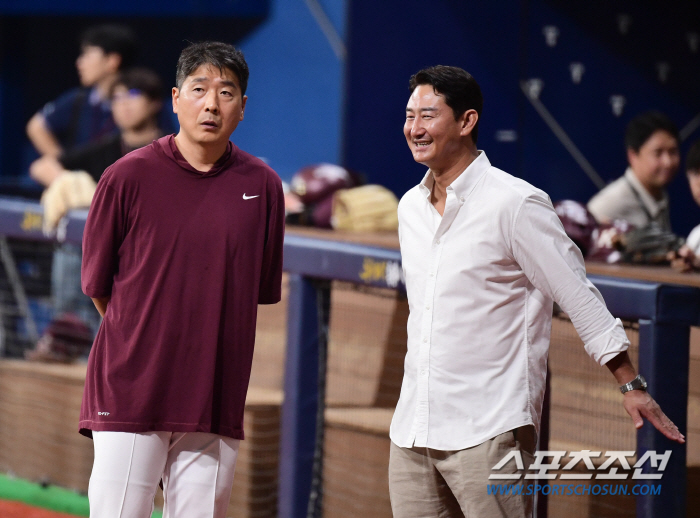 Red pepper powder towards Yeolryang! 'Song Sung-moon's net shot  5 RBIs → Kim Hye-sung's final hit' Kiwoom saved the possibility of a 9-3 complete victory over LG in autumn baseball 