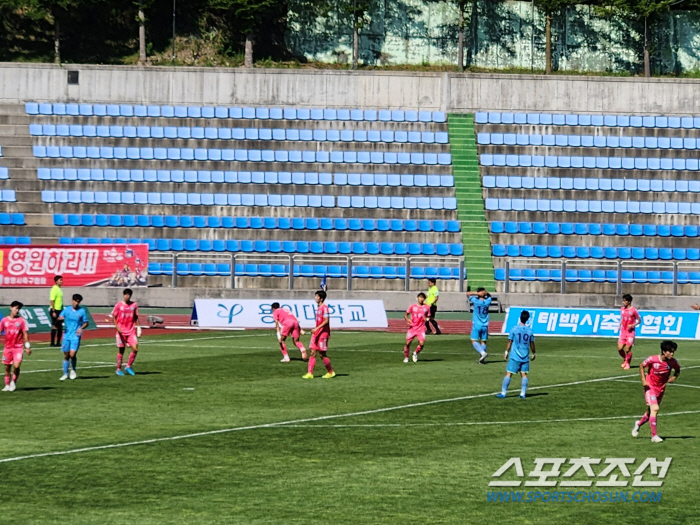 'Extended Final Goal' Sunmoon University retook the top spot for the first time in three years, and 2-1 came from behind to win Yongin University'4th victory in Tongsan'