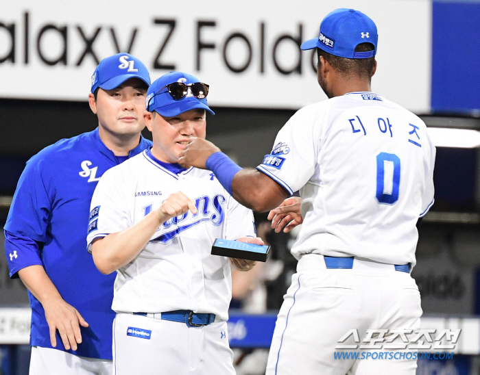 Intense 'Rapak debut two-run shot'Samsung Diaz in front of full crowd home fans 'Luckyard'Certified final shot 