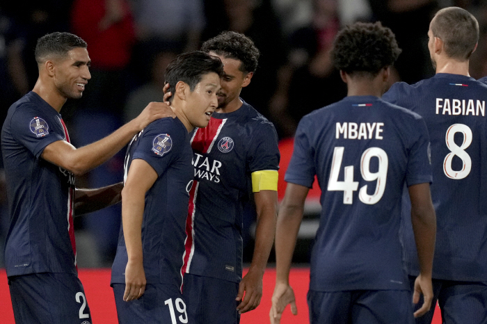 'Montpelier Killer'Lee Kang-in, 2 consecutive goals!'Shinsung'Desiredoue and a hot hug