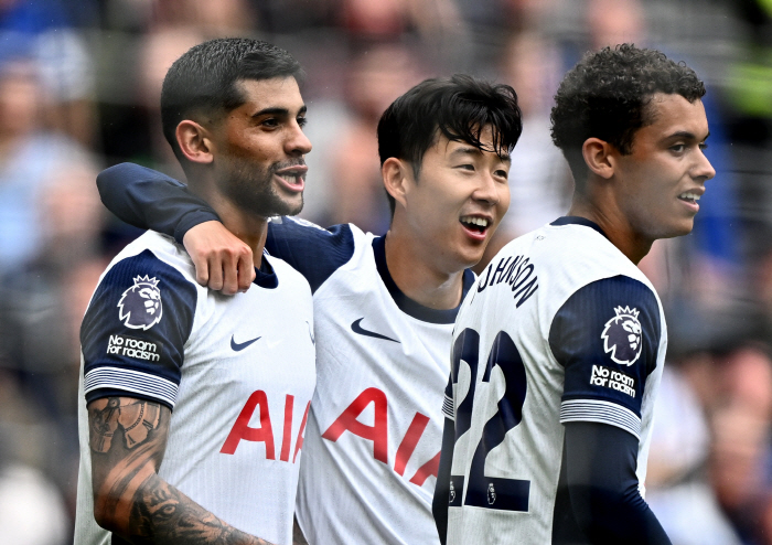 '1st and 2nd goals in the season' Son Heung-min's thoughts''I just got lucky'