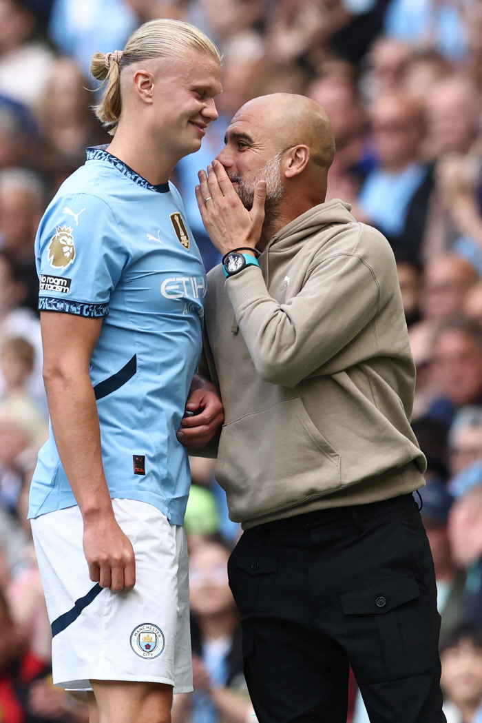 For Guardiola, the best striker was not Holan 'Hattrick'Hallan, 'I've never seen a player like that.'